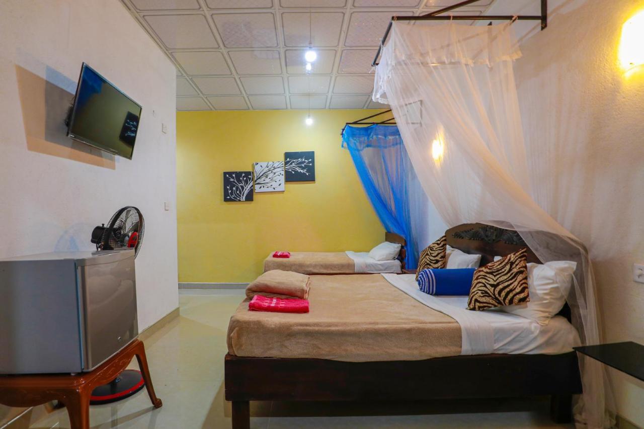 Bed and Breakfast Zircon Елла Екстер'єр фото